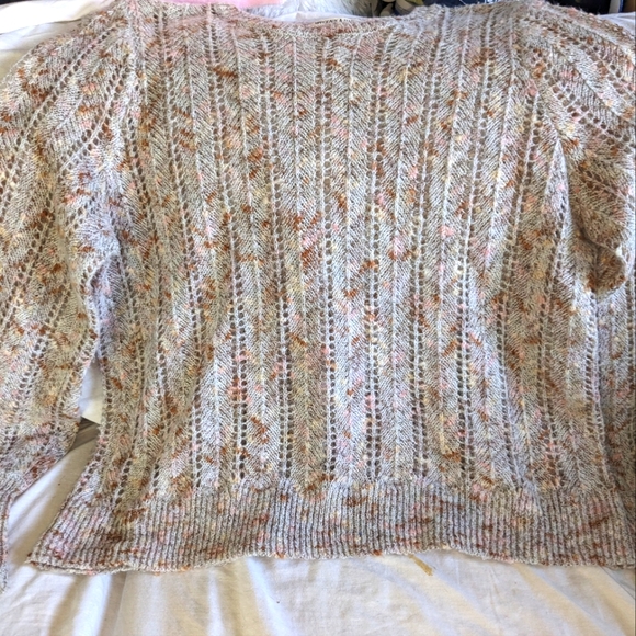 Sweater lightweight woven material - Picture 5 of 7